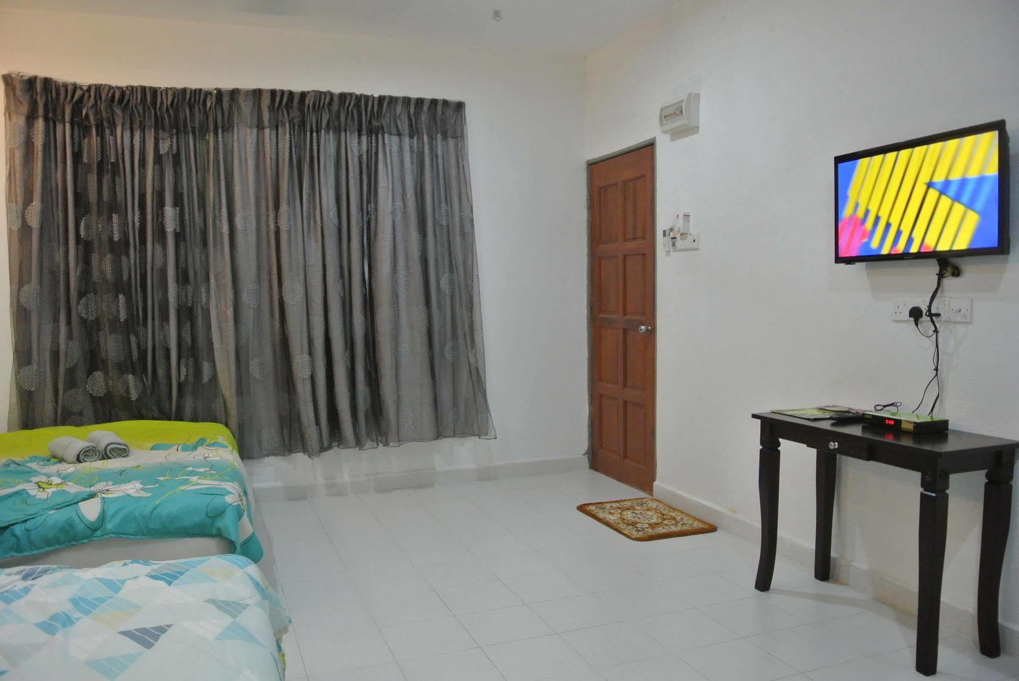Wave Langkawi Inn Pantai Cenang Kültér fotó