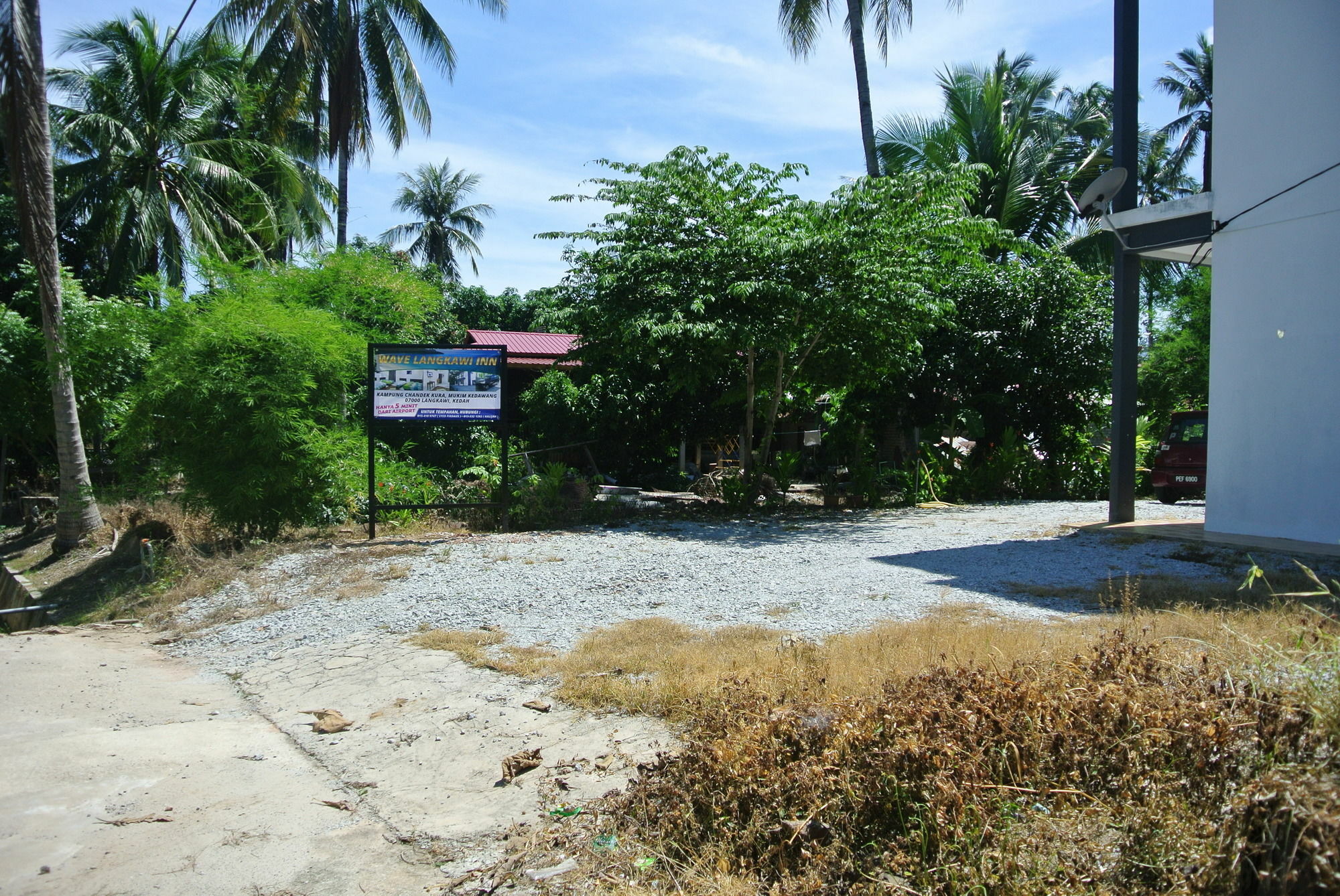 Wave Langkawi Inn Pantai Cenang Kültér fotó